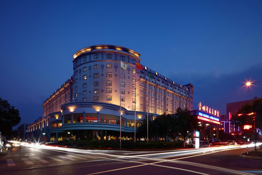 New Century Hotel Taizhou Тайчжоу Экстерьер фото